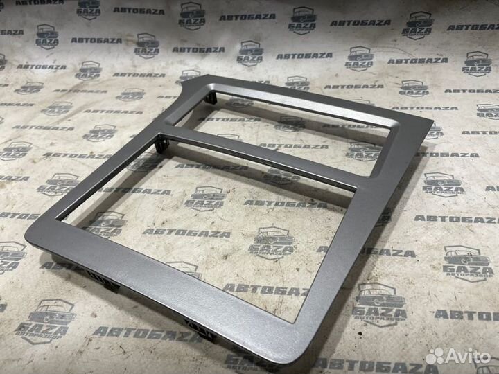 Рамка магнитолы Daewoo Nexia N150