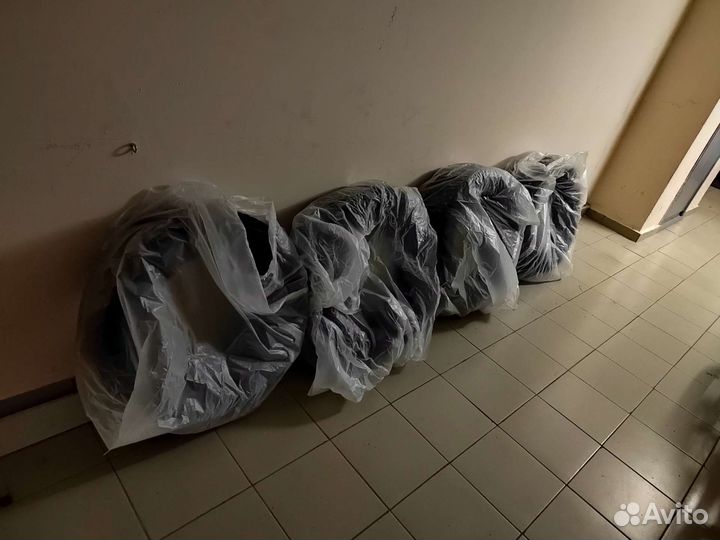 Bridgestone Ice Cruiser 7000S 225/65 R17 102T