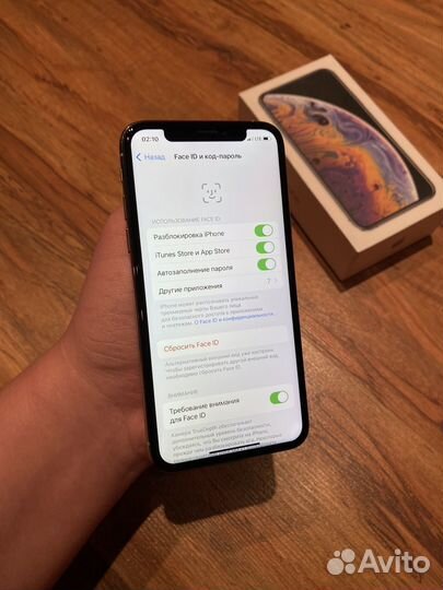 iPhone Xs, 64 ГБ
