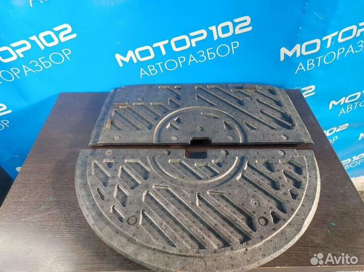 Пол багажника Mitsubishi colt 6