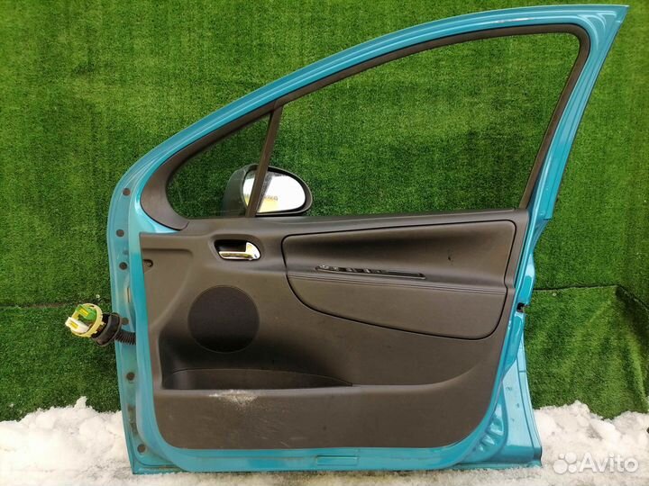 Дверь передняя правая Peugeot 207 WC