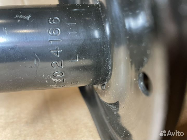 Амортизатор газовый левый передней подвески Chevro