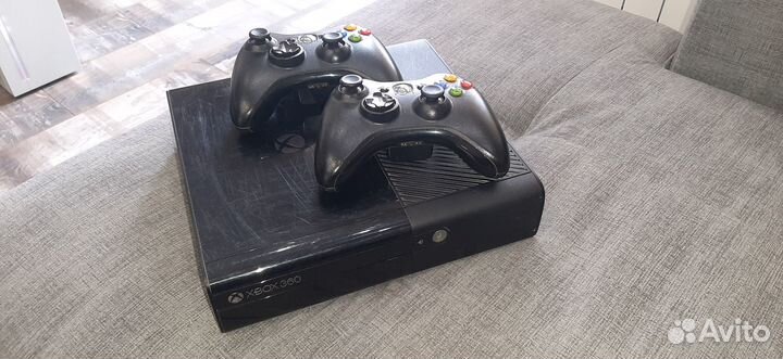 Xbox 360E 500gb не прошитый