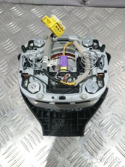 Подушка в руль Volkswagen Passat B6 BZB 1.8 2008