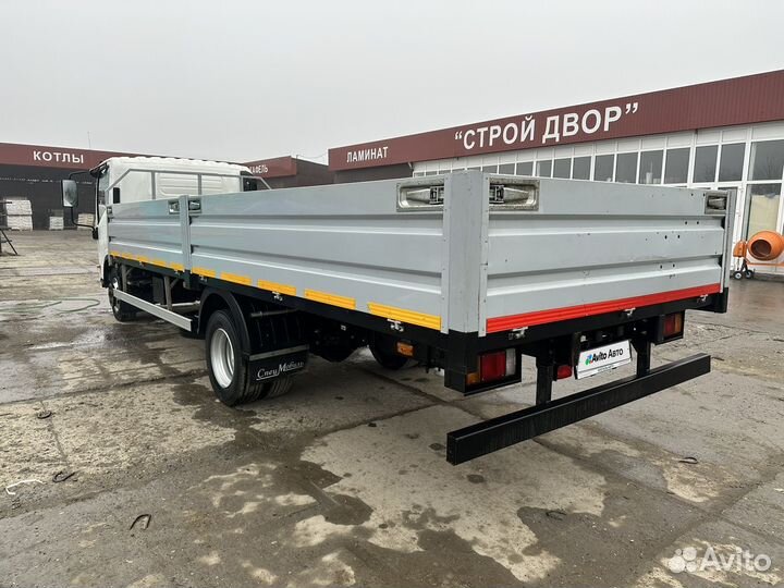 Бортовой грузовик Isuzu NP, 2019