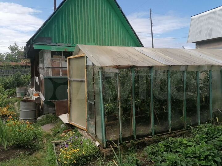 Дом 25 м² на участке 5,5 сот.