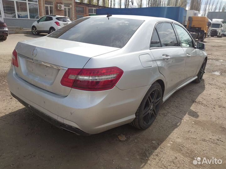 Разбор Mercedes E200 W212 дорестайлинг