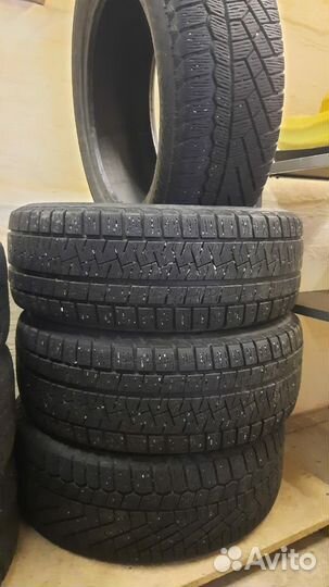 Pirelli Ice Asimmetrico 215/55 R17