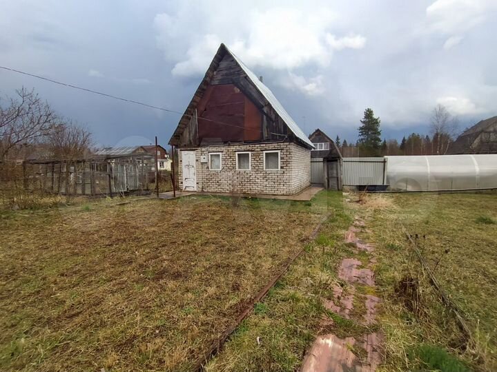 Дача 30 м² на участке 15 сот.