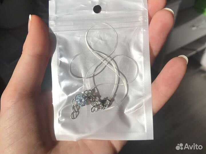Колье чокер на леске