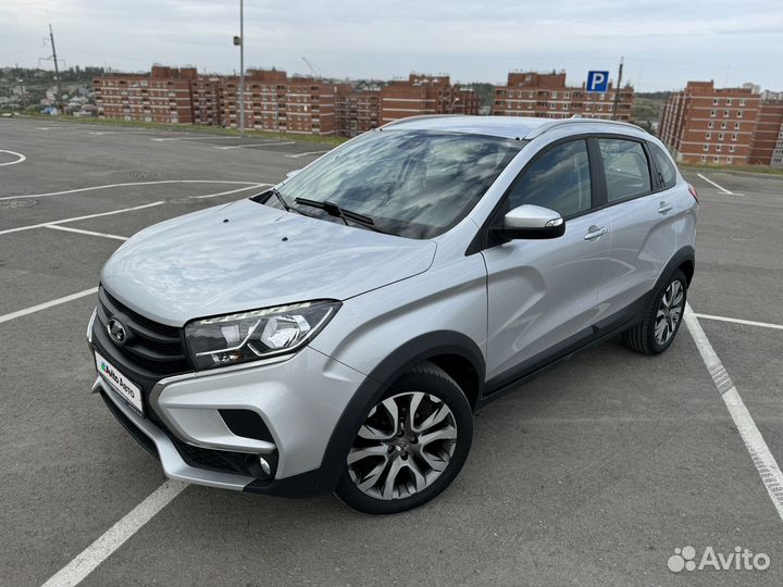 LADA XRAY Cross 1.8 МТ, 2018, 104 750 км