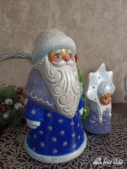 Дед мороз и снегурочка под елку пластмассовые