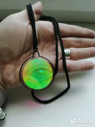 Глаз галограмма 90 х