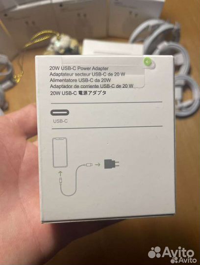 Зарядка на iPhone 20w