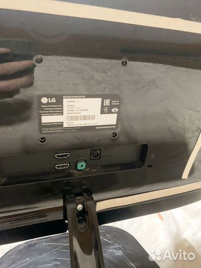 Монитор LG 25