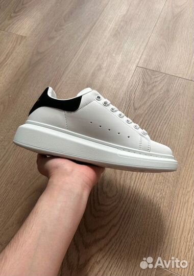 Кеды Alexander Mcqueen белые