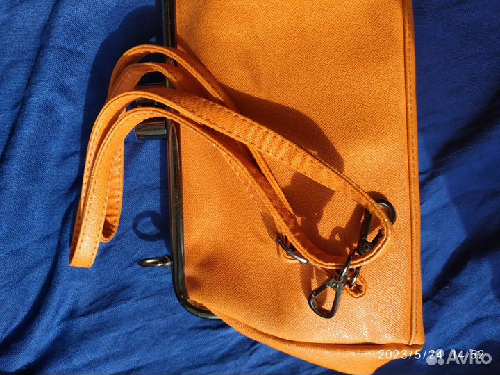 Оранжевый радикюль