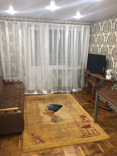 2-к. квартира, 56 м², 1/16 эт.