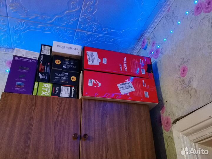 Два Мониторв 144 гц 24 дюйма ips черный и белый