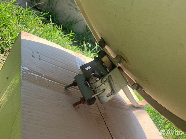 Тарелка триколор