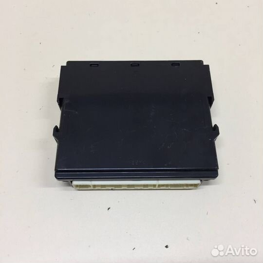 Б/У Б/У Блок управления 8865060N90 toyota