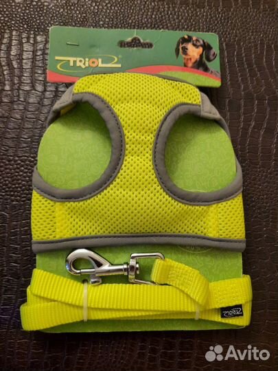 Мягкая шлейка-жилетка с поводком S