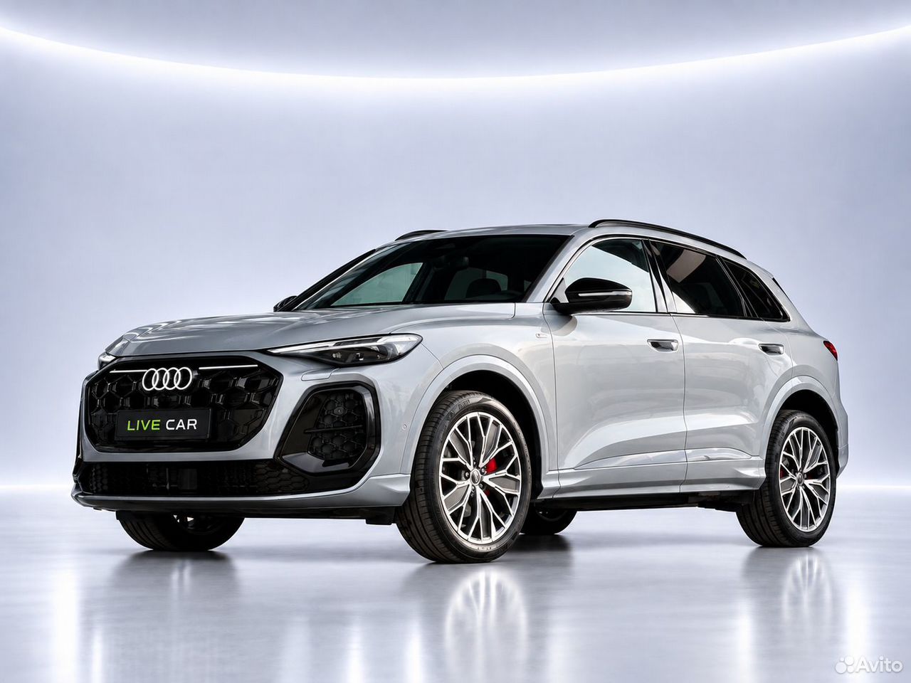 Audi Q5L 2.0 AMT, 2026