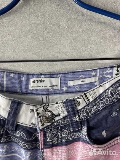 Джинсы bershka