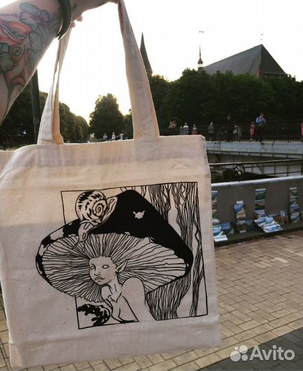 Роспись одежды, обуви и аксессуаров