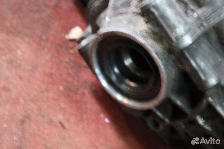 Редуктор передний Mercedes W166 3.27