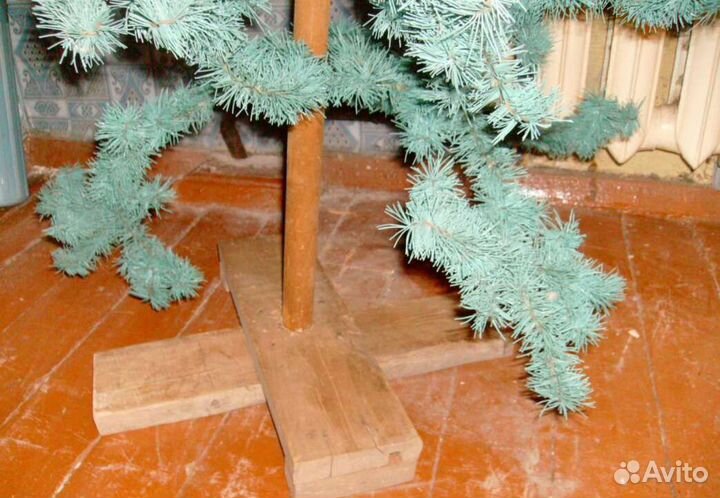 Елка искусственная