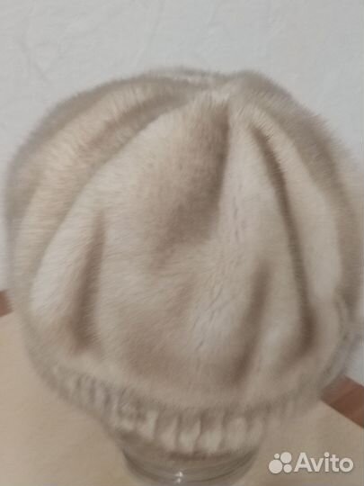 Берет женский норковый