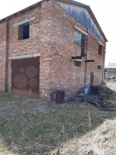 Гараж, > 30 м²