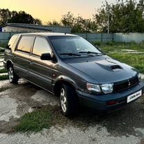 Mitsubishi Space Wagon 1.8 MT, 1992, 220 000 км, с пробегом, цена 90 000 руб.