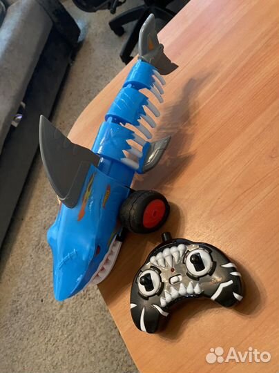 Hot wheels акула