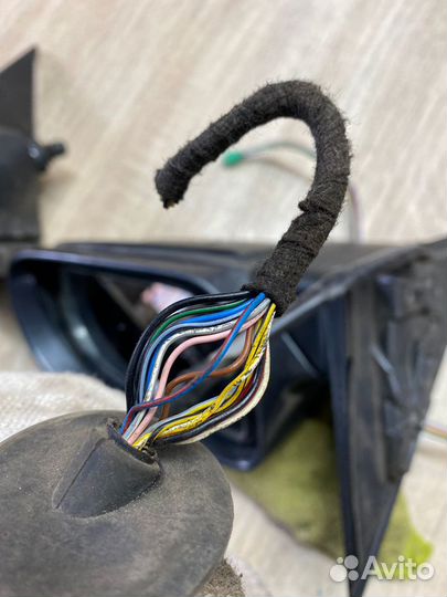 Зеркало Правое Audi A8 4E 2003-10