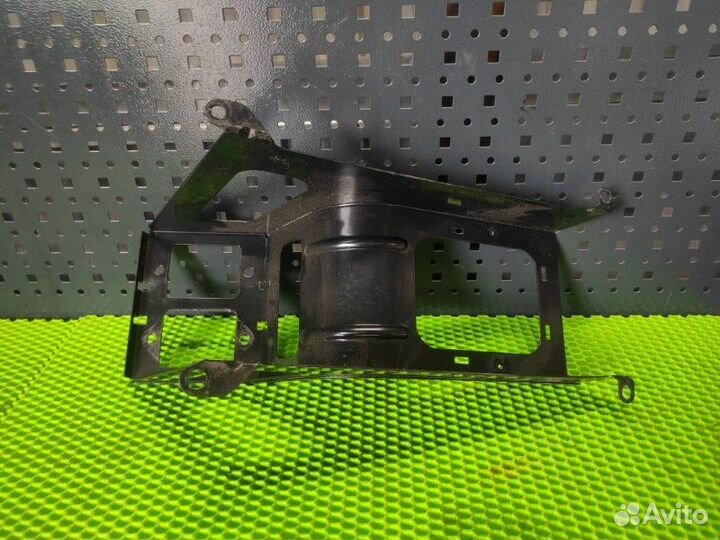 Кронштейн центральной консоли Man Tgx