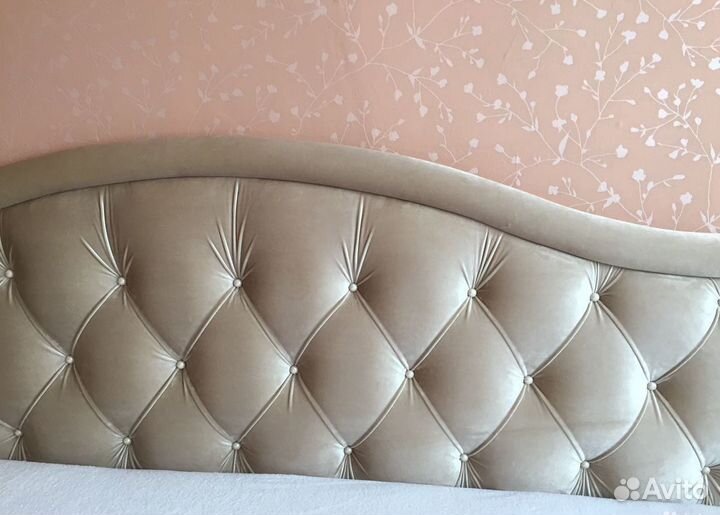 Кровать с ПМ 200*180 Carolina