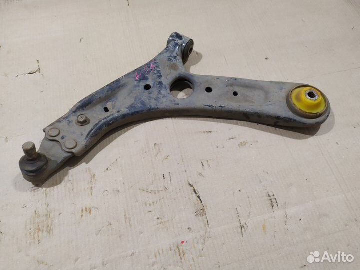 Рычаг левый Kia Ceed JD G4FA 2013