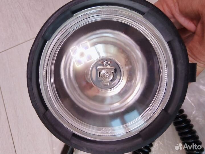 Автомобильный фонарь фара