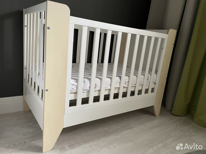 Детская кроватка от 0 до 3 х лет
