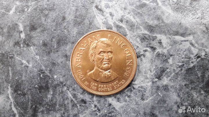 Монета жетон Авраам Линкольн США