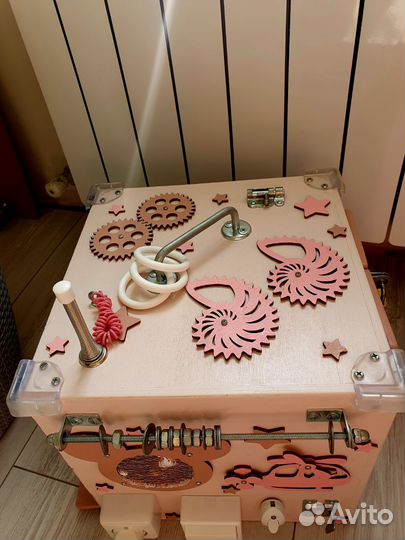 Бизиборд, бизикуб, бизидом