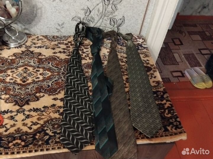Галстуки одним лотом