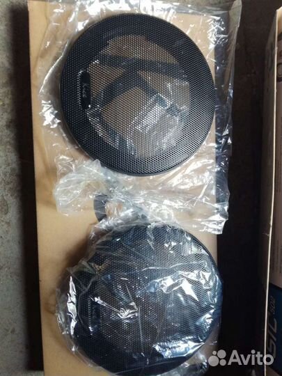 Решетки новые на колонки