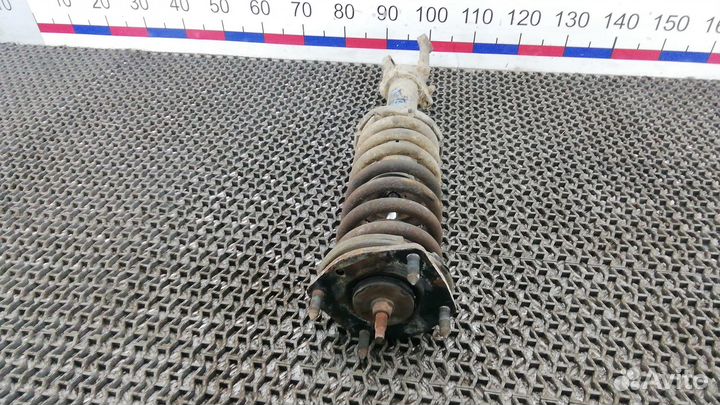 Стойка передняя Jeep Grand Cherokee WK / WH (2004