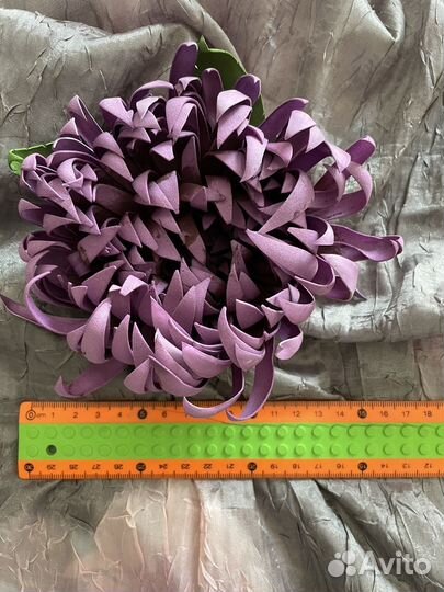 Брошь ручной работы