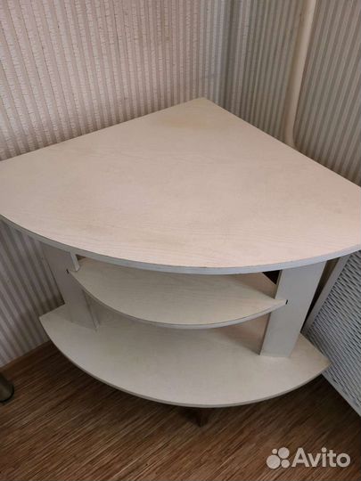 Стол угловой