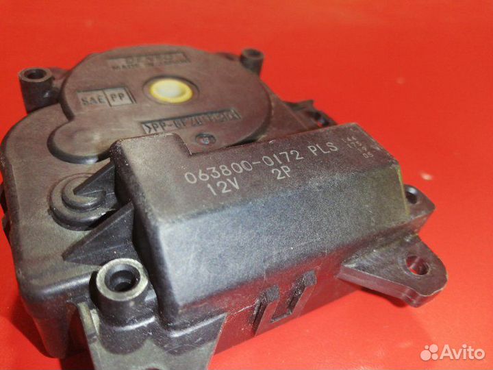 Сервопривод заслонок печки Toyota Land Cruiser