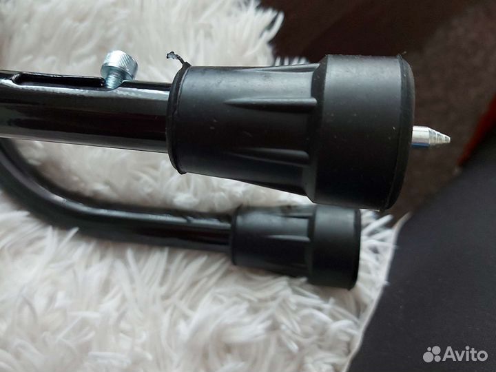 Трость инвалидная четырехопорная